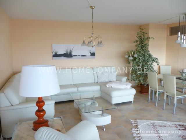 3 Zi. Whg, saniert, möbliert,  Großes Wohn/Esszimmer (60 qm),  2 Balkone PKW Stellplatz vorhanden. – a8841f3de7e83136e7d00cdb2da1ee9fb2c7798e.jpg