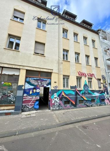 Helle und gepflegte 3-ZKB-Altbauwohnung im Nauwieser Viertel – Gebäudeansicht