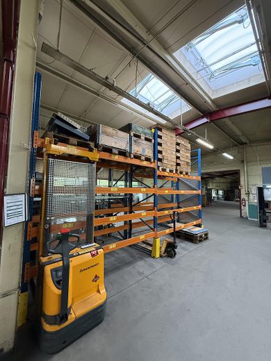 Halle mittlerer Teil