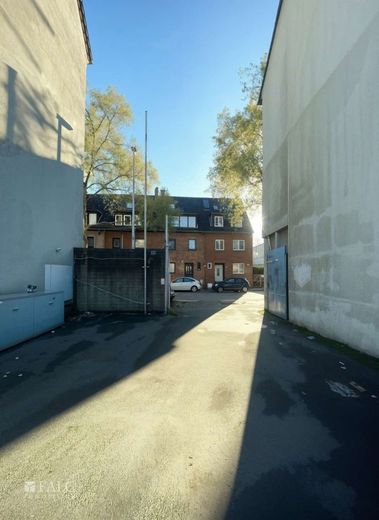 Attraktive Kapitalanlage mit Entwicklungspotenzial in Köln-Ehrenfeld – Einfahrt (Baulücke)