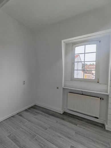 Helle renovierte 2-Zimmerwohnung – फोटो 3
