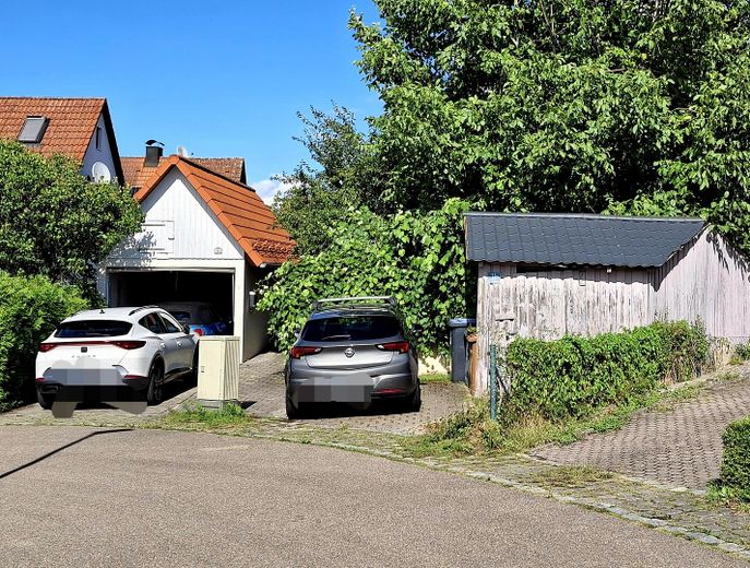 Sakin bir konumda müstakil ev – Garage und Stellplatz