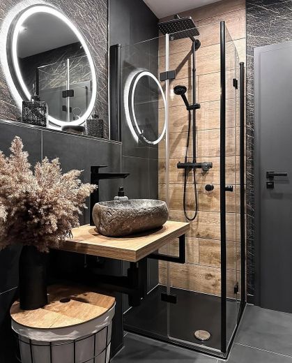 Modernisiertes Reihenendhaus in unverbaubarer Feldrandlage – provisionsfrei – Dusche im Gästebad