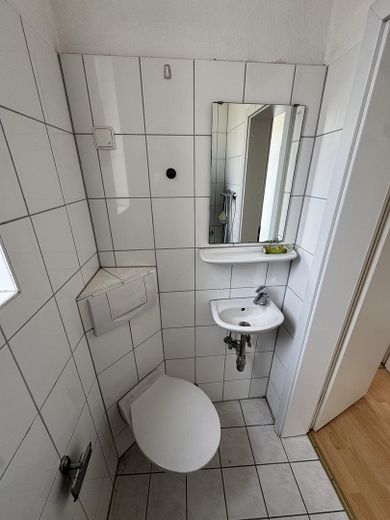 Светлая 2-комнатная мансардная квартира в Mannheim Neckarstadt-Ost – Foto 12