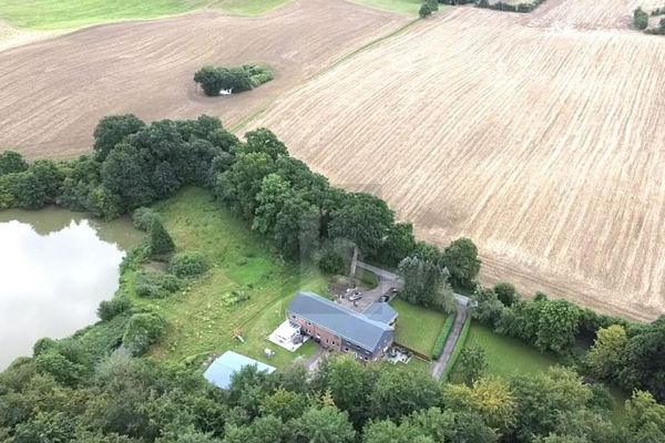 GRANDE OPPORTUNITÀ - UNITÀ LIBERA NELL'ANTICA CASA COLONICA