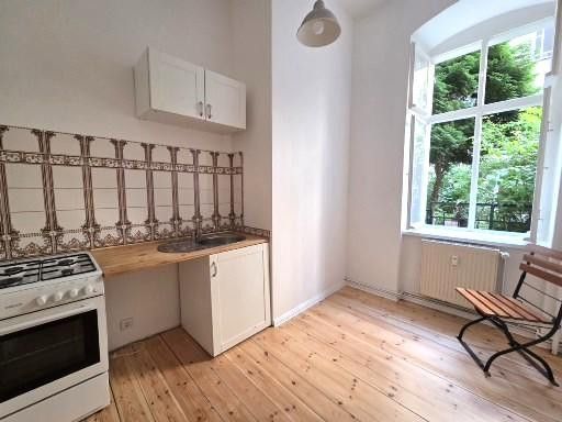Provisionsfrei - gepflegte, helle Altbauwohnung in Nord-Neukölln – Küchenzeile