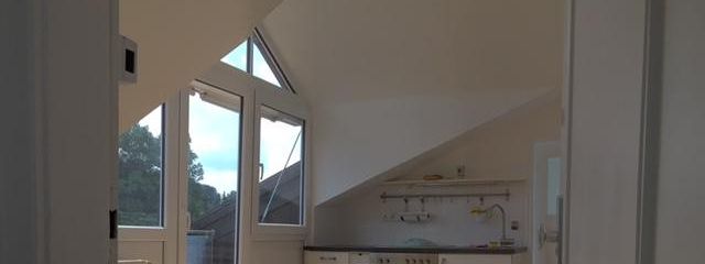 Helle, ruhige 2-Zi-Dachgeschoss-Wohnung in Starnberg-Söcking