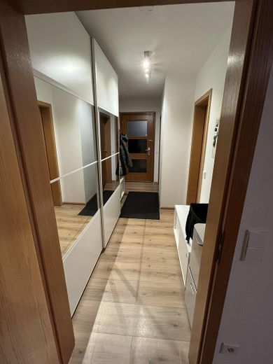 Flur Richtung Wohnungstür