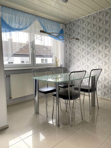 Appartamento in condominio di lusso con balcone e garage + parcheggio (in totale 3 auto) e riscaldamento a pavimento – Foto 8