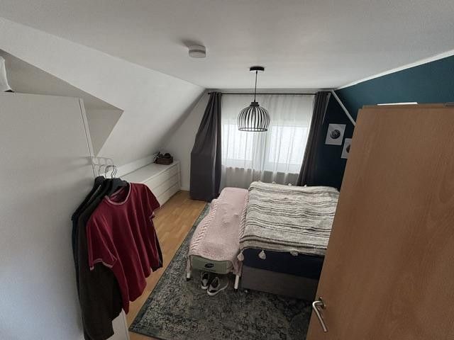 Charmantes Einfamilienhaus mit Garten – Ihr neues Zuhause in Liebschützberg-Clanzschwitz – Schlafzimmer OG