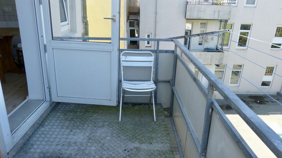 Sanierte 2-Zimmer-Wohnung mit Balkon in Bremerhaven – Balkon
