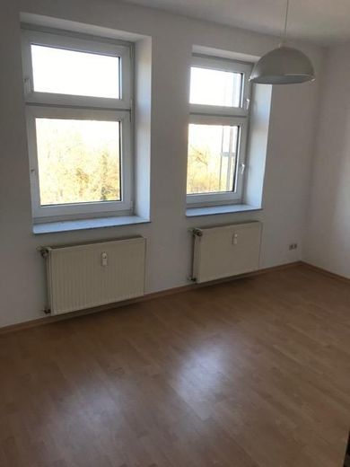 Sehr schöne 2-R -Wohnung im 1.OG.ca.43,00m² mit EBK.in MD -Sudenburg  zu vermieten ! – Schlafzimmer