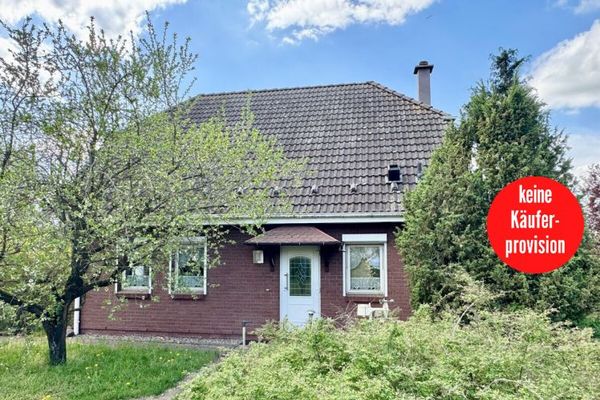 HORN IMMOBILIEN ++ Einfamilienhaus in Warlin bei Neubrandenburg