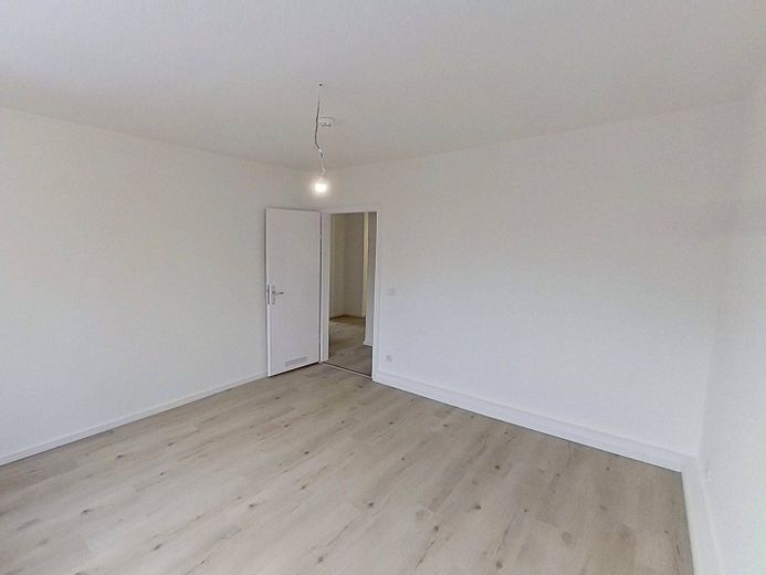 Ein perfektes Familiennest: Moderne 4-Zimmer-Wohnung mit BALKON und Tageslichtbad – Ansicht II: Schlafzimmer I