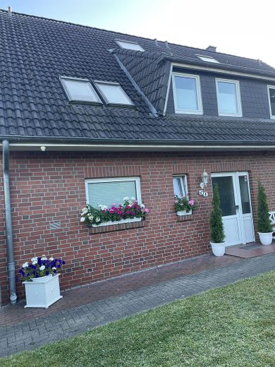 Ampia bifamiliare a Halstenbek - 7 locali, giardino, garage e carport – Foto 1