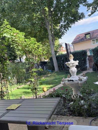 Viel Platz für Ihre Familie in einem gepflegten Reihenmittelhaus in Dachau – Garten