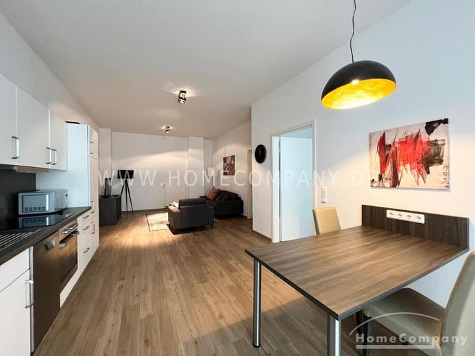 Centro città 8067217 – Francoforte City, appartamenti arredati di 2 locali disponibili da subito – a8430e1c38ffa6bf3616a5972314bcf114ed7eba.jpg
