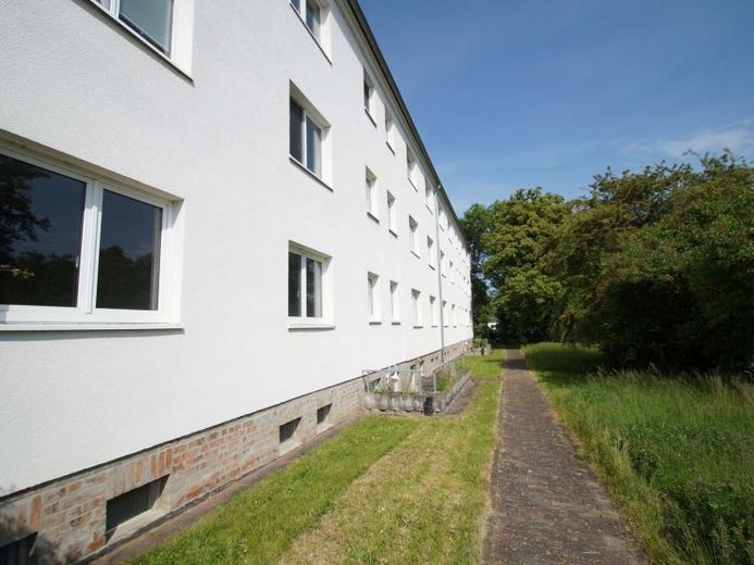 ++Charmante 2-Raumwohnung mit Einbauküche++ – Foto 1
