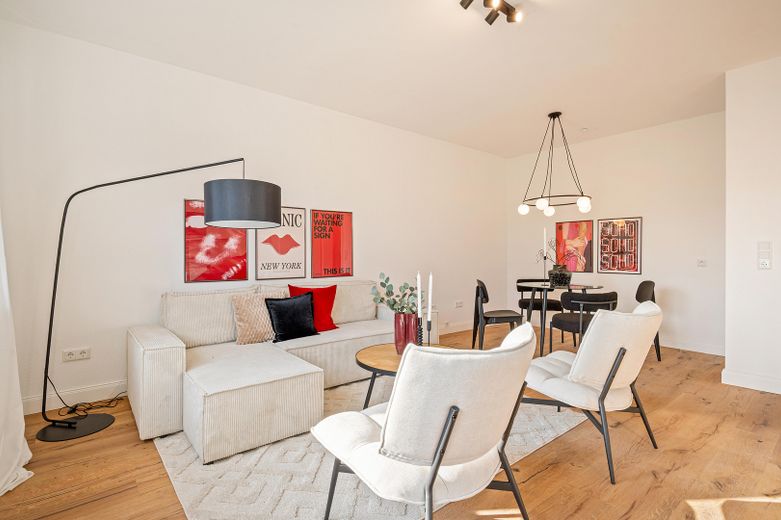 Traumwohnung in Mannheim Feudenheim mit Loggia und Garage – Wohn- und Esszimmer