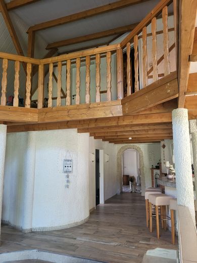 Exclusive detached house near Norddeich with pool, sauna, horse keeping – Diele