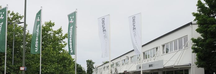 Ansicht auf Gebäudezeile