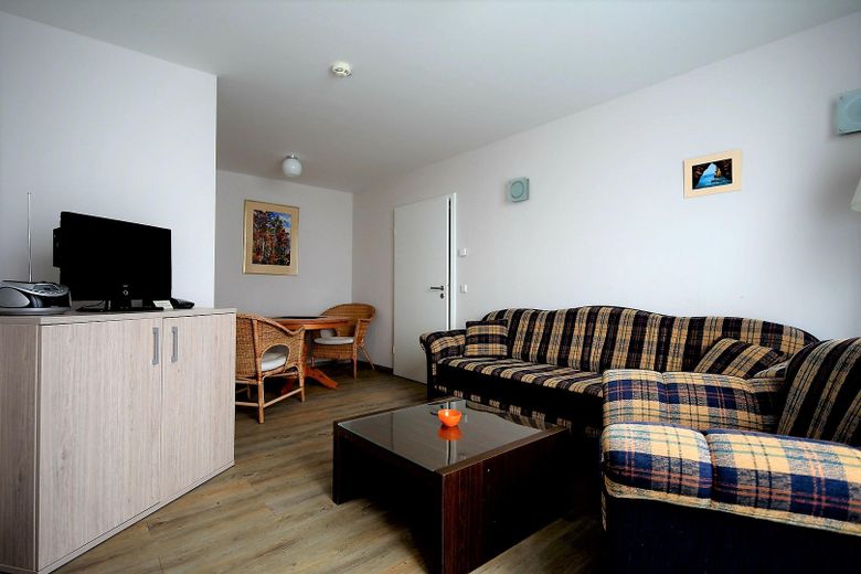Wohnzimmer mit Essbereich