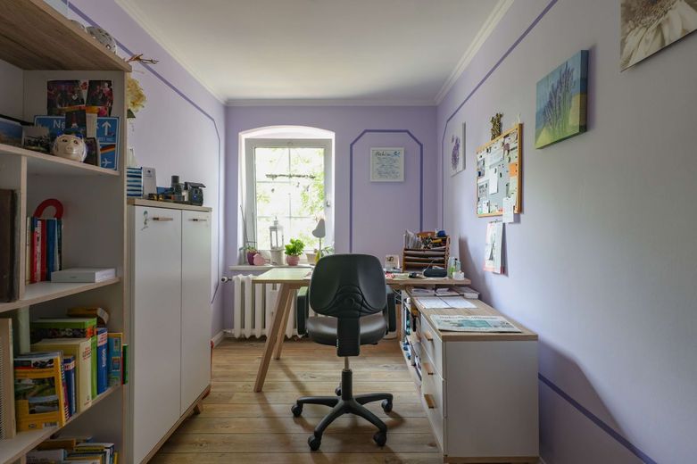 Wunderschöner Vierseitenhof im Bestzustand – Arbeitszimmer 1   1. OG