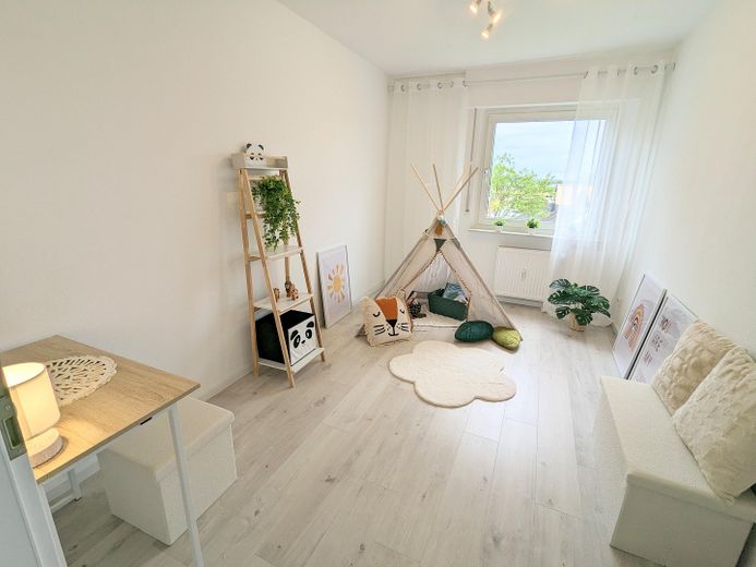 Kinderzimmer / Arbeitszimmer 1