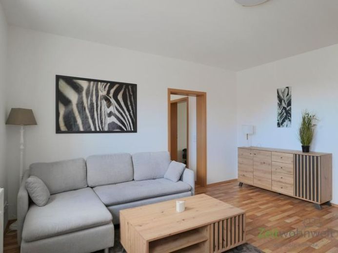 (EF1221_M) Halle: Trotha, helle, neu möblierte 3-Zimmer-Wohnung mit Waschmaschine, WLAN und PKW-Stellplatz – Foto 1