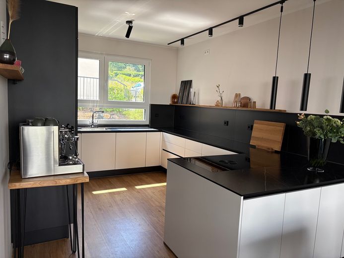 Modernes Reihenmittelhaus in Taunusstein-Wehen – neuwertig, familienfreundlich & provisionsfrei von privat – Foto 2