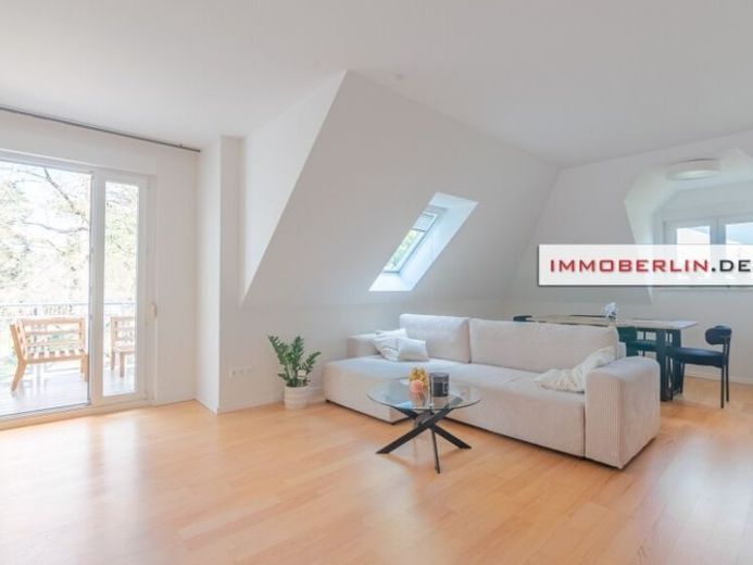 IMMOBERLIN.DE - Lichtdurchflutete Wohnung mit herrlichem Westbalkon & Stellplatz für 2 Pkw – फोटो 1