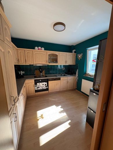 Appartamento di 90 m² con 3 locali, terrazza, cucina componibile e posto auto – Foto 5