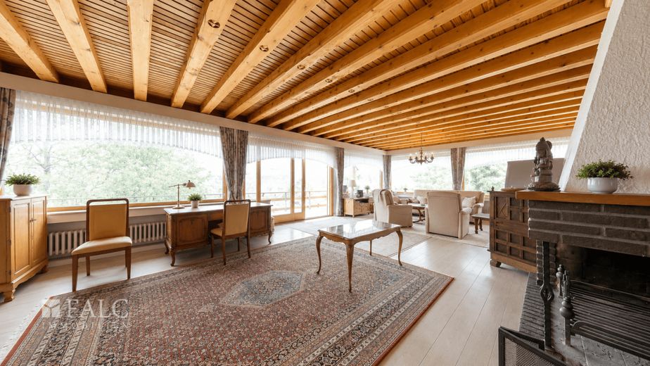 Großzügiges Landhaus mit separaten Apartmentbereichen – Wohnbereich