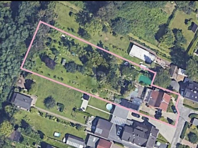 SELTENE GELEGENHEIT MIT ENTWICKLUNGSPOTENZIAL – Foto 1