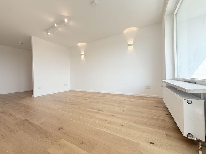 FREI Wunderschöne 1,5-Zi-Whg mit großem Balkon – Blick Wohnen zum Schlafen