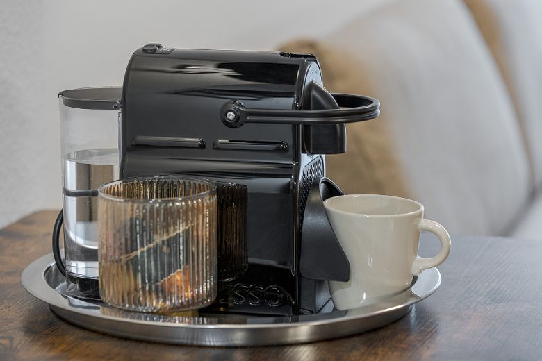 Neubau: vollmöblierte Businessapartments mit Panoramablick – Kaffeemaschine