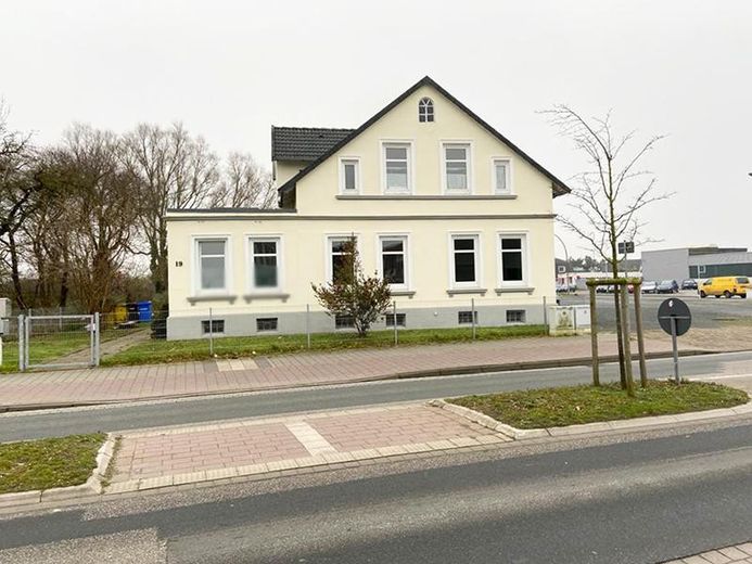 Gewerbeobjekt Wohnobjekt Grundstück Halle Haus Provisionsfrei – Haus EG 120qm + OG 80 qm