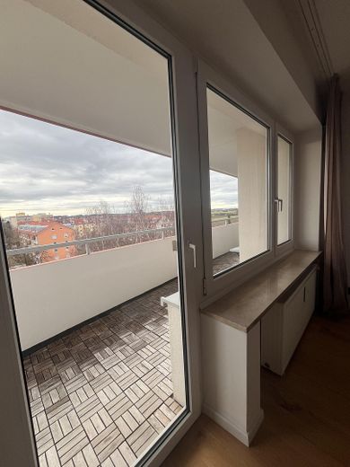 West-Balkon Wohn-/Schlafzimmer