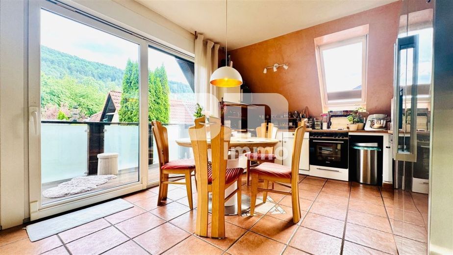 Hochwertiges 1-2 Familienhaus mit Nebengebäude in begehrter Lage mit vielen Extras – OG / DG Offener Küchenbereich / EBK /Zugang Balkon
