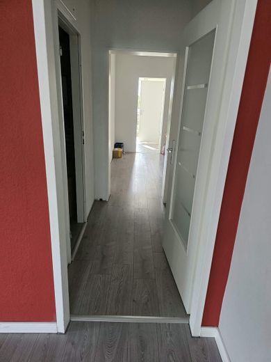 Powierzchnia biurowa w Liederbachu – dwa pomieszczenia i kuchnia – Zdjęcie 5