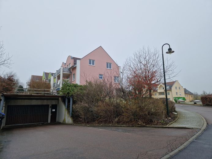 Aussenansicht Einfahrt Tiefg.