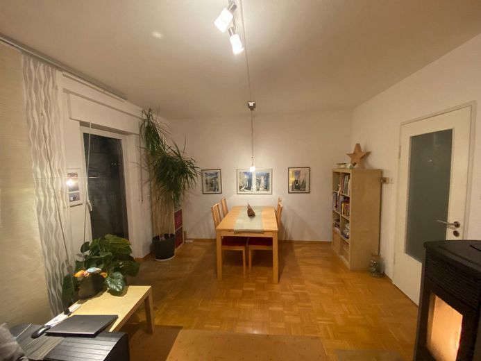 Reihenmittelhaus sehr zentral in Friedrichshafen 600 m vom Bodensee – Wohnzimmer Esszimmer