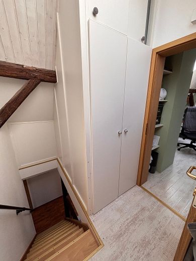Einfamilienhaus mit 5 Zimmern in Flörsheim am Main – Flur 2. Stock