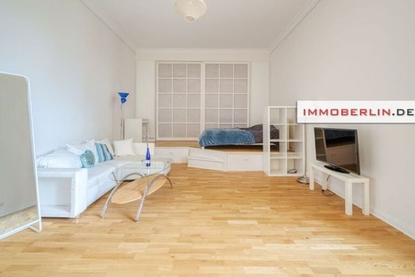 IMMOBERLIN.DE - Harika konum! Bosepark'ta güzel, aydınlık eski yapı dairesi