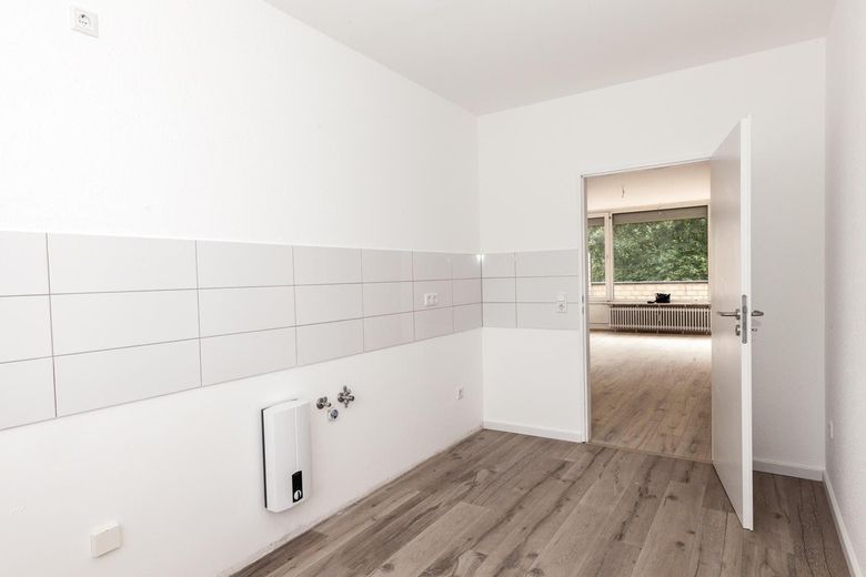 Luminoso appartamento di 4 locali in Lessingplatz – Küche