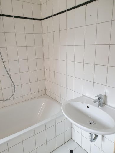 Detached house with development potential (no broker) – Vollbad (EG)