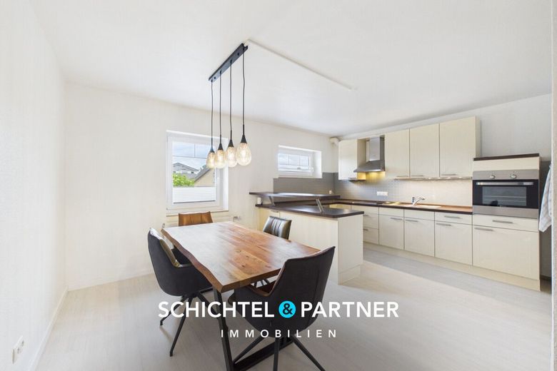 Brinkum |Sofort Einziehen: Modernisiertes Reihenhaus mit Süd-Garten – S&amp;P | Küche