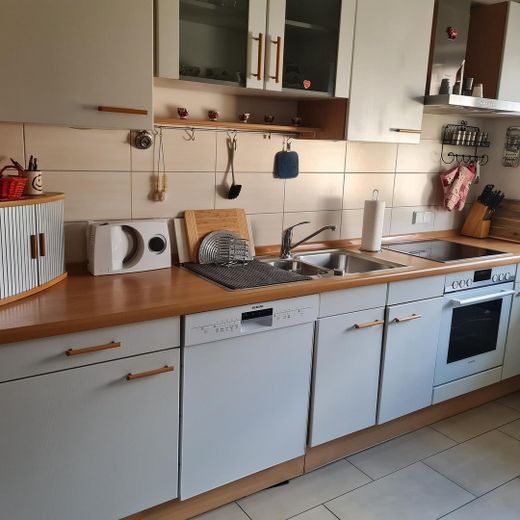 5 Zimmer Erdgeschoss-Wohnung mit Garten und separaten Eingang im OT Alzenau – Küche