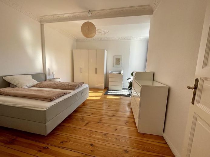 Rustig & lichtovergoten - 3-kamerwoning in een oud gebouw met balkon in Charlottenburg – Foto 6