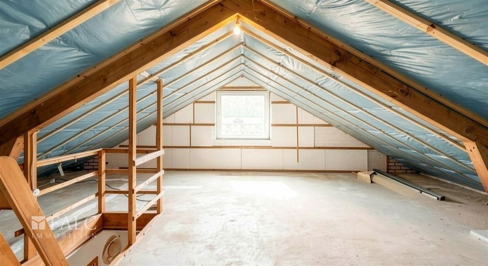 Ein Platz für die Familie - Gepflegtes Reihenendhaus mit Garten und ausbaufähigem Dachgeschoss – Dachboden